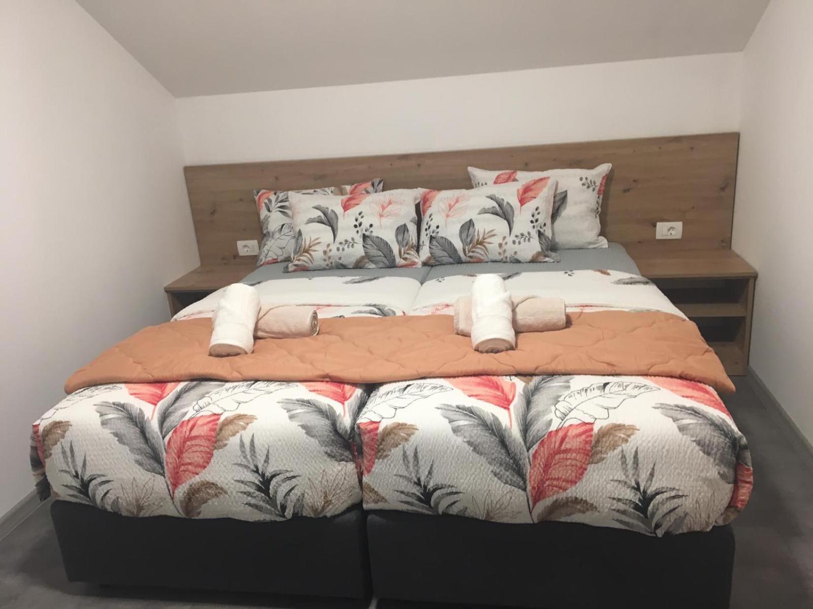 Apartmani Venecia Prozor Exterior photo