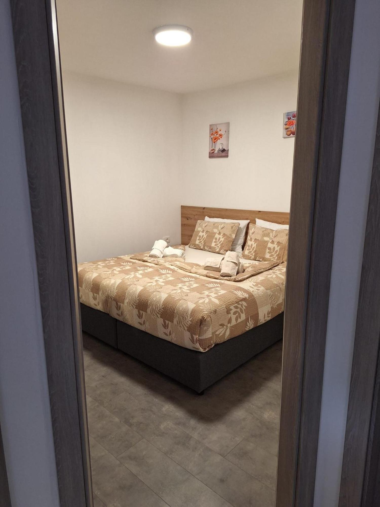 Apartmani Venecia Prozor Exterior photo